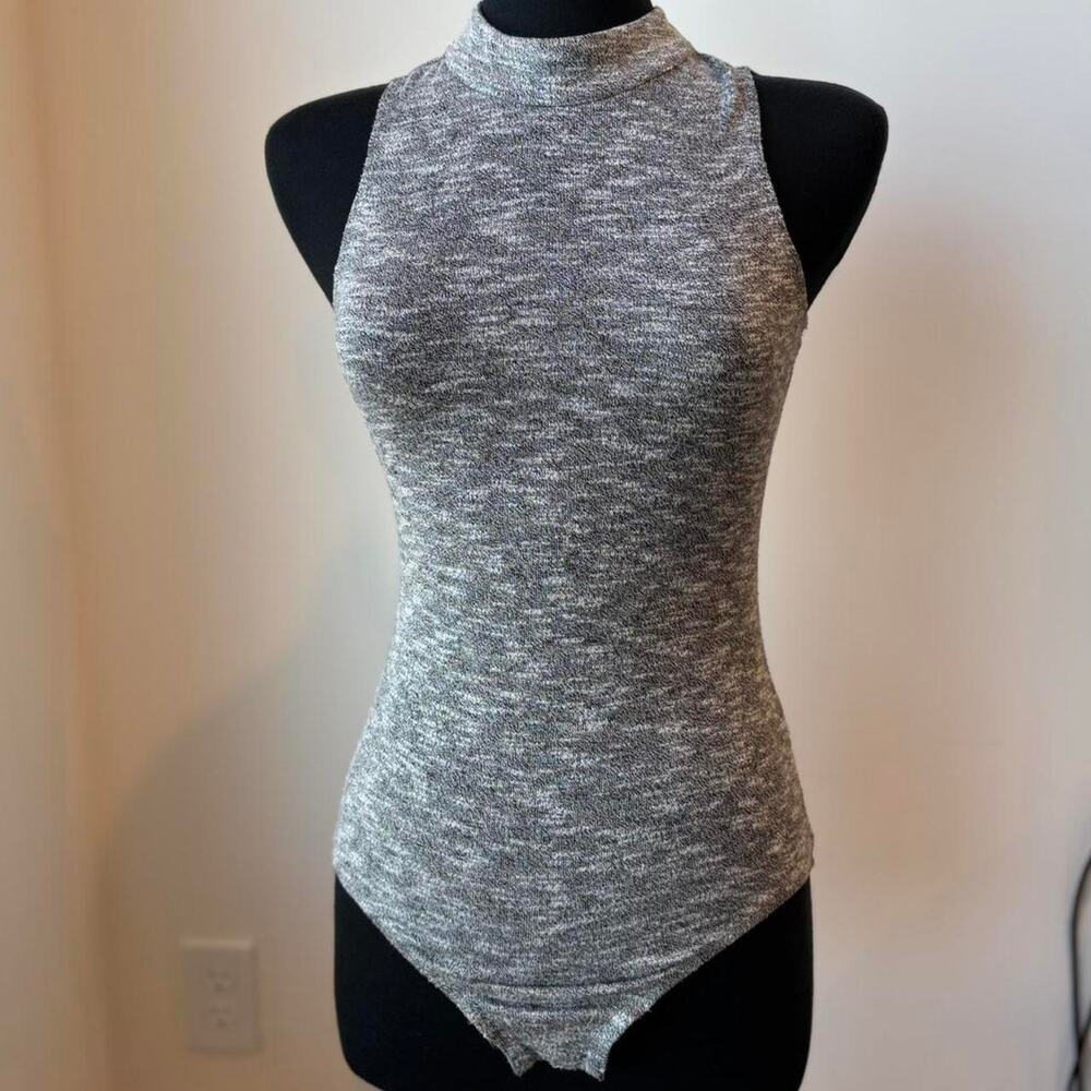 NEW Xhilaration Grey high neck bodysuit with button closure size small